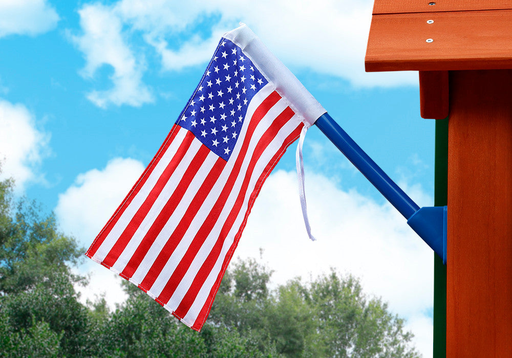 Outdoor view of American Flag from Playnation.